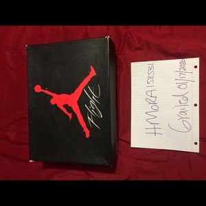 2012 air Jordan bred 4 (used)